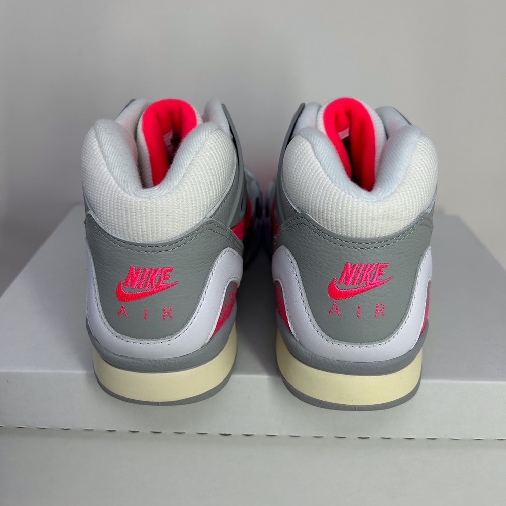 Nike Air Tech Challenge 'Racer Pink' Mid-Top Sneakers - Picture 4 of 5